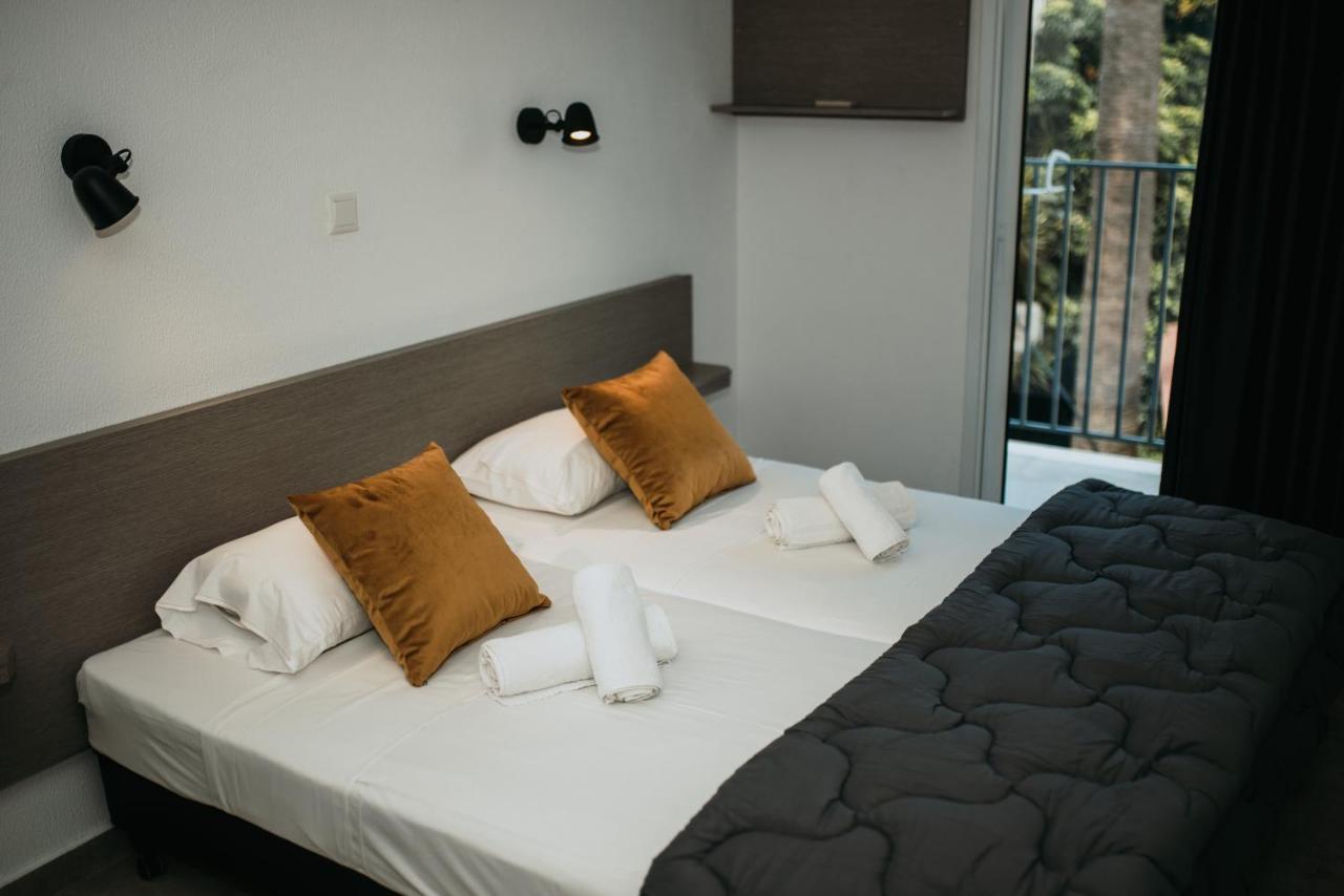 Five Keys Apartments Ajía Nápa Eksteriør bilde